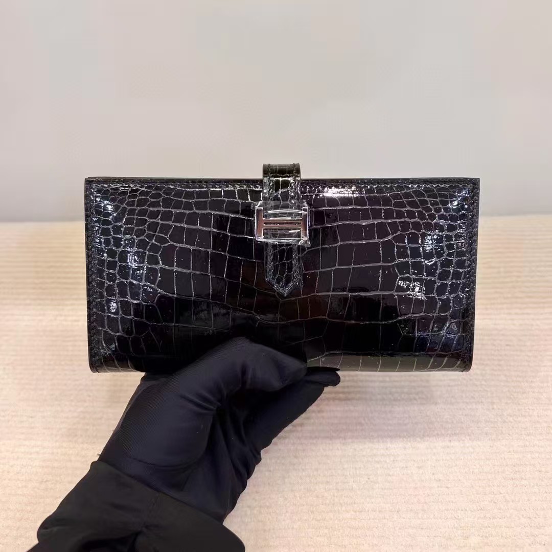 High Glossy Genuine Crocodile  - Men Accessories Photos recension och pris